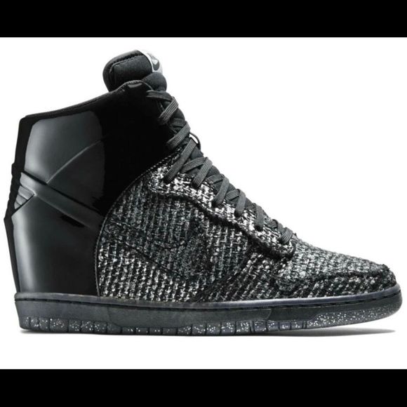 Women’s Nike Dunk Sky High VT “NYE” Size 9.5